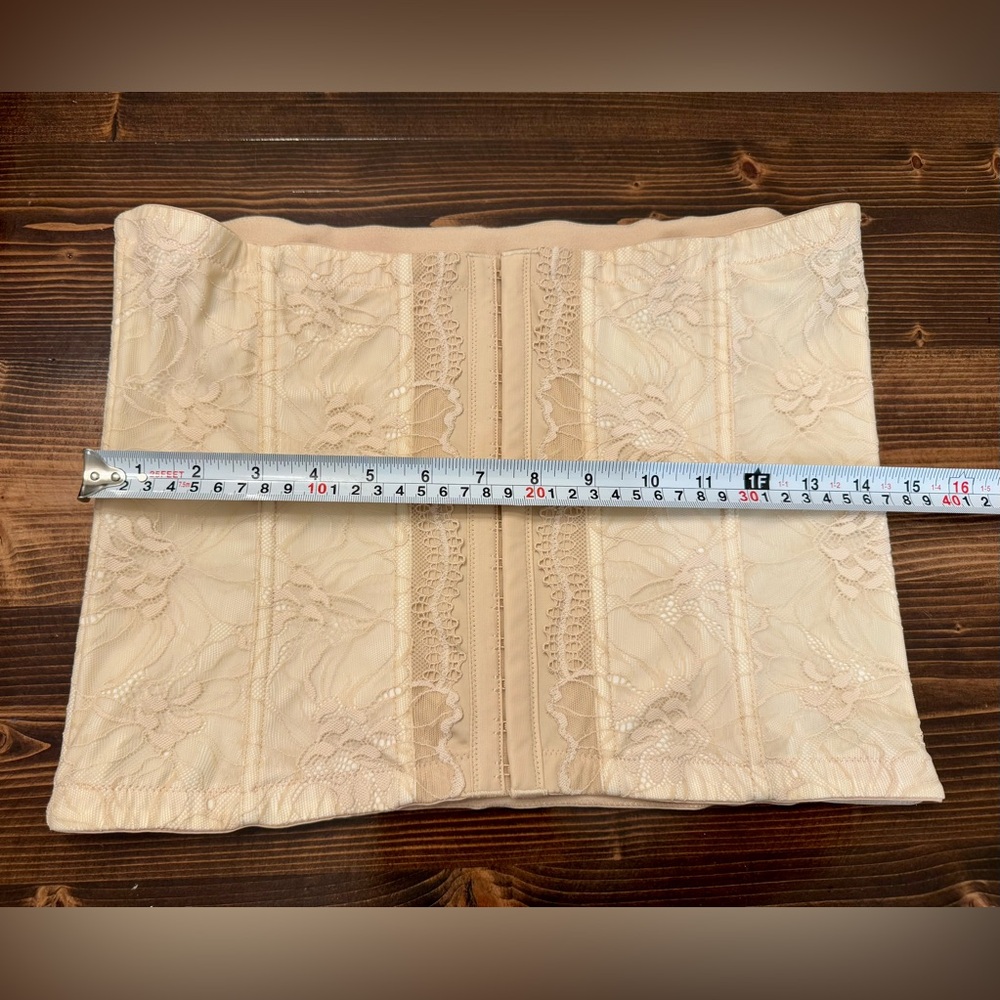 Maidenform Women’s‎ Beige Lace Waist Trainer Shapewear EUC Size 2XL - Picture 6 of 8